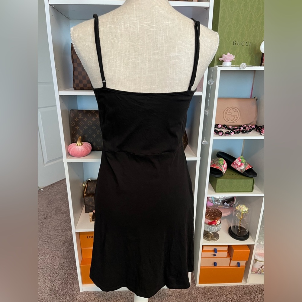 Dress 🖤 - Picture 3 of 5